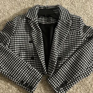 Forever 21 Black and White Houndstooth Blazer